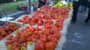 Heirloom tomatoes at the Arles market